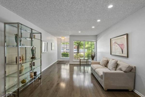 78 Heritage Ct, Montville Twp., NJ 07082