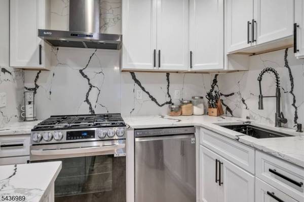161 Stonyridge Dr, Lincoln Park Boro, NJ 07035
