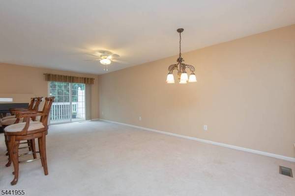 2404 Vantage Ct, Denville Twp., NJ 07834
