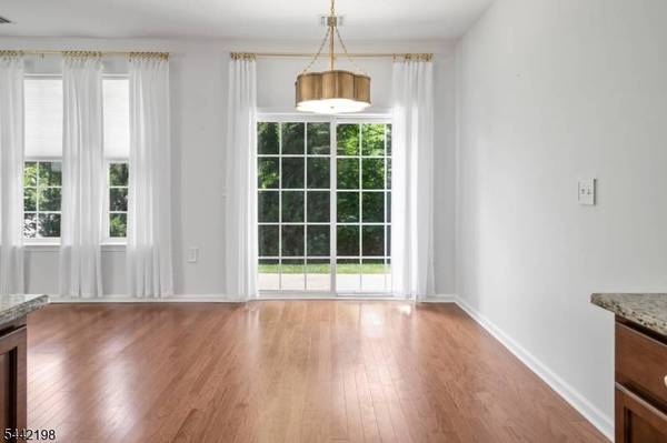 101 Birch Ct, Hanover Twp., NJ 07927