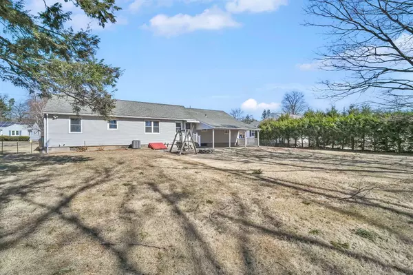 51 Stevens Street, Windsor Locks, CT 06096