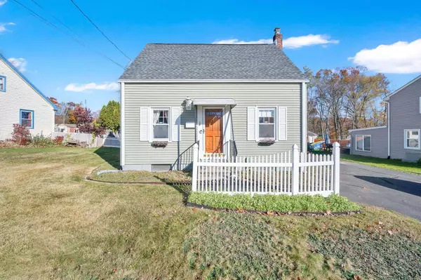 15 Pearl Street, Windsor Locks, CT 06096