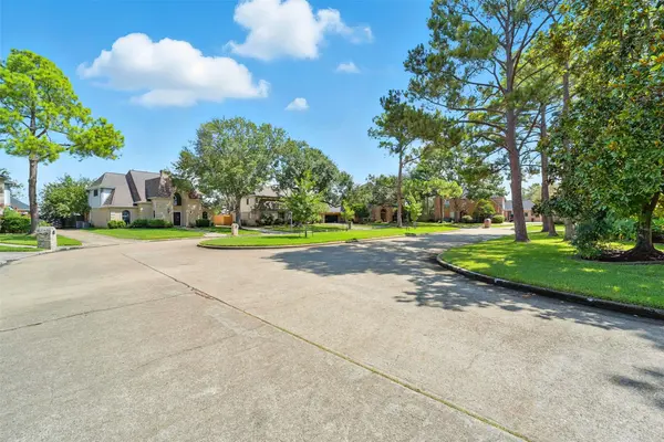 910 Caswell CT, Katy, TX 77450