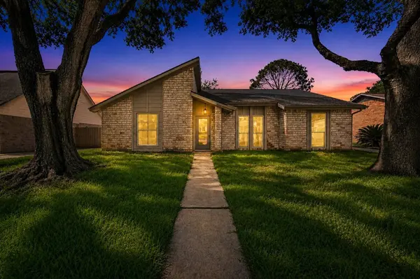 21323 Park Bluff DR, Katy, TX 77450