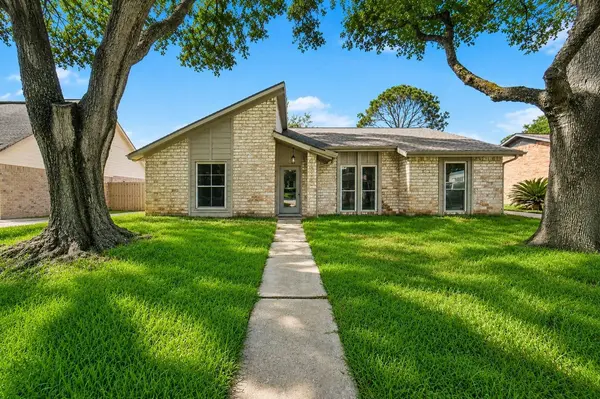 21323 Park Bluff DR, Katy, TX 77450