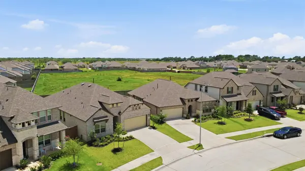 2952 Golden Dust DR, Katy, TX 77493