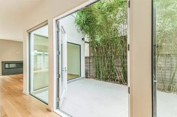 815 Alexander ST, Houston, TX 77007