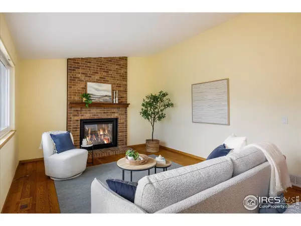 8485 S Piney Point St, Highlands Ranch, CO 80126