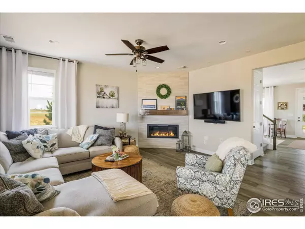 906 Audubon Peak Dr, Erie, CO 80516