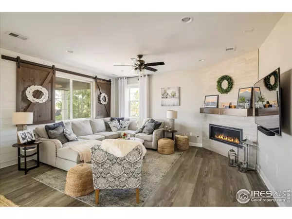 906 Audubon Peak Dr, Erie, CO 80516