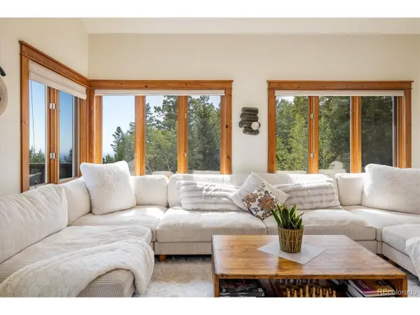 107 Sunrise Ln, Boulder, CO 80302