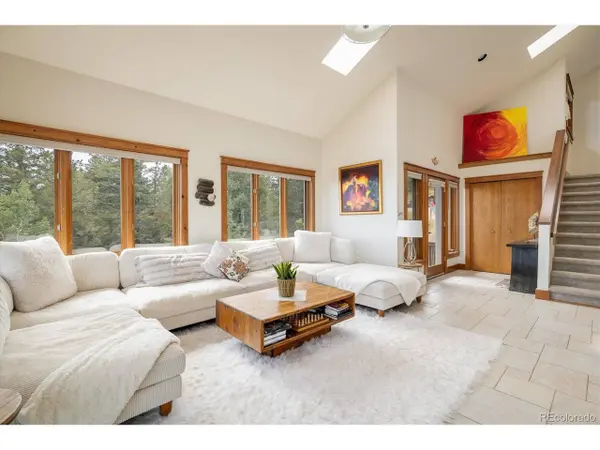 107 Sunrise Ln, Boulder, CO 80302