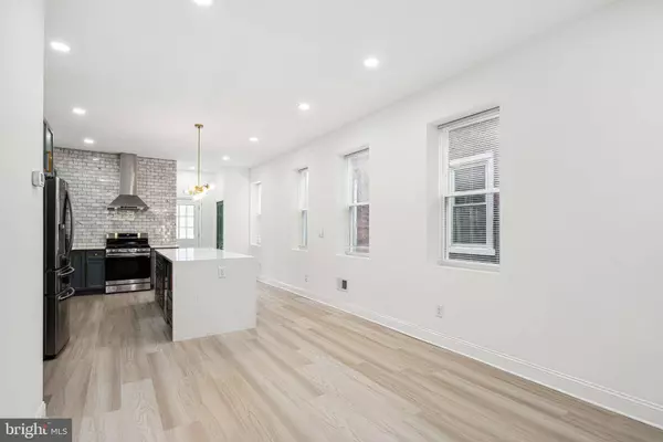 5602 CEDAR AVE, Philadelphia, PA 19143