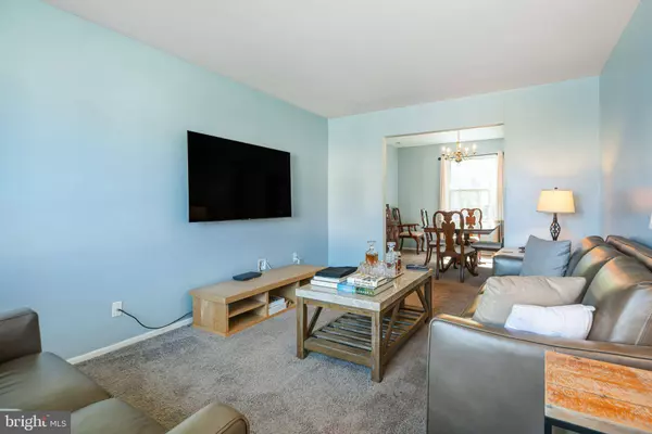 110 EDWARD, Swedesboro, NJ 08085