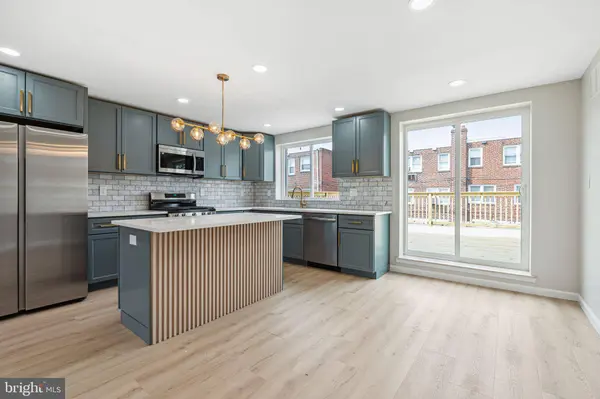 8048 FAYETTE ST, Philadelphia, PA 19150