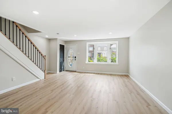 8048 FAYETTE ST, Philadelphia, PA 19150