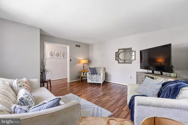 111 DELAPLANE AVE, Newark, DE 19711