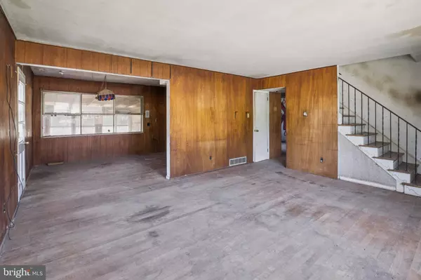 620 ILSE DR, Newark, DE 19713