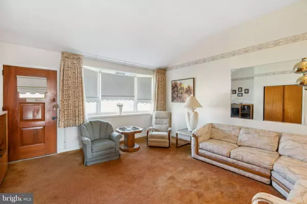 279 RUNNER ST, Jenkintown, PA 19046