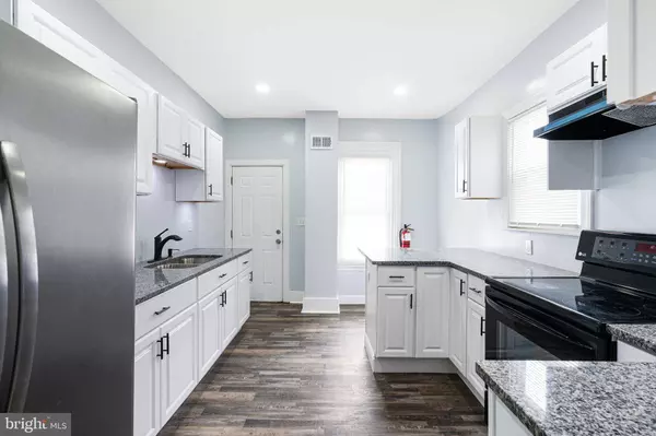 725 W LAFAYETTE ST, Norristown, PA 19401