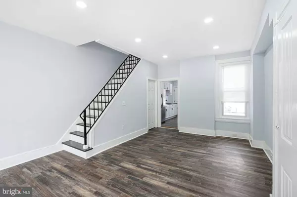 725 W LAFAYETTE ST, Norristown, PA 19401