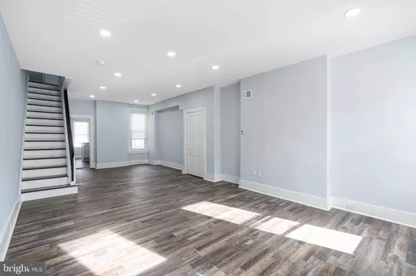 725 W LAFAYETTE ST, Norristown, PA 19401