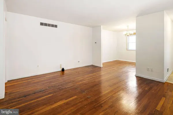 21 DAWES DR, Newark, DE 19702