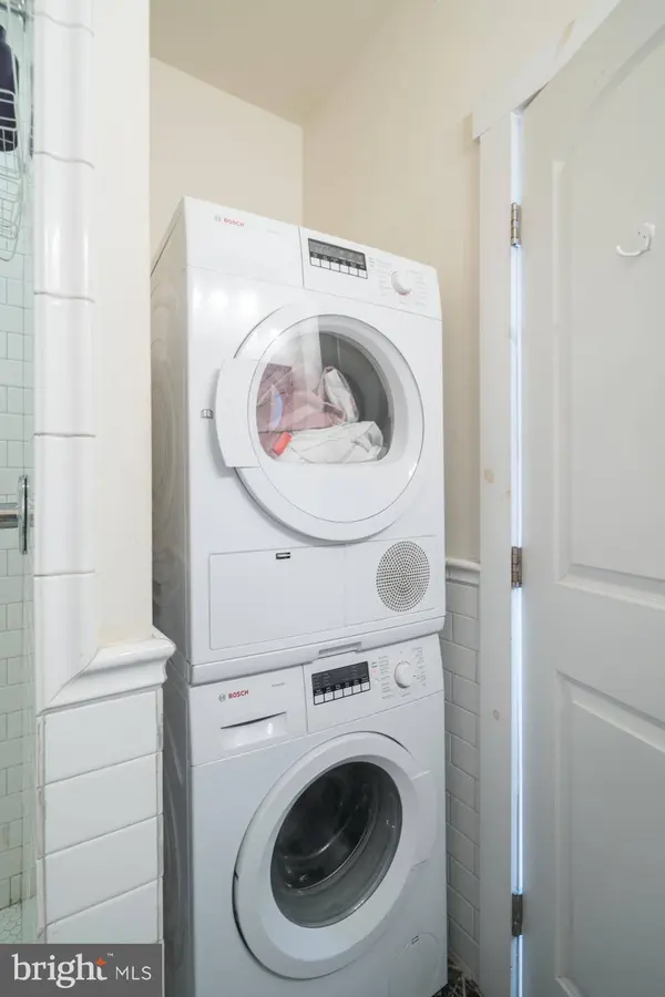 126 N 3RD ST #1, Philadelphia, PA 19106