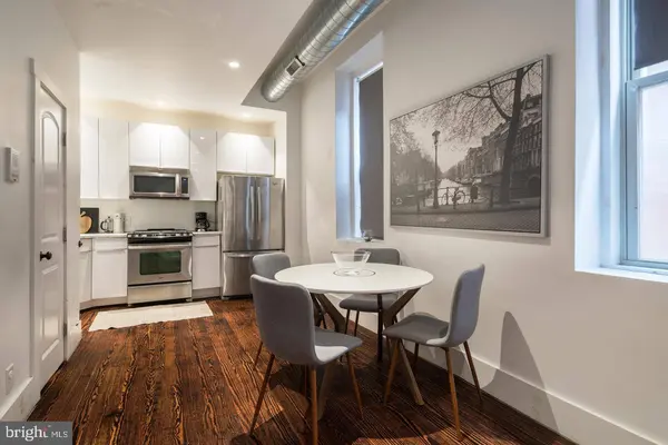 126 N 3RD ST #1, Philadelphia, PA 19106