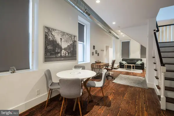 126 N 3RD ST #1, Philadelphia, PA 19106