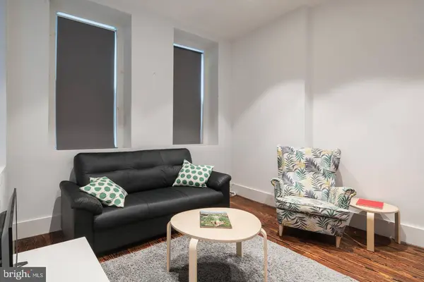 126 N 3RD ST #1, Philadelphia, PA 19106