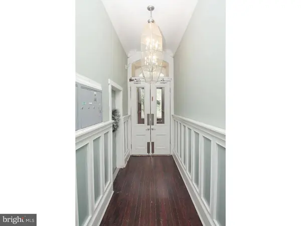 2033 SPRUCE ST #3, Philadelphia, PA 19103