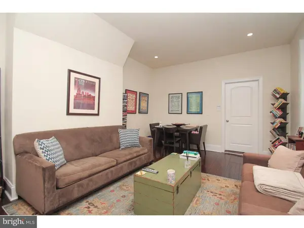 2033 SPRUCE ST #3, Philadelphia, PA 19103