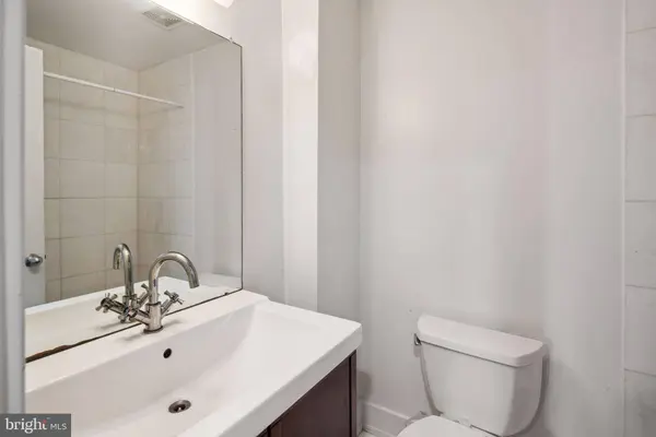 2351 CHRISTIAN ST #B, Philadelphia, PA 19146
