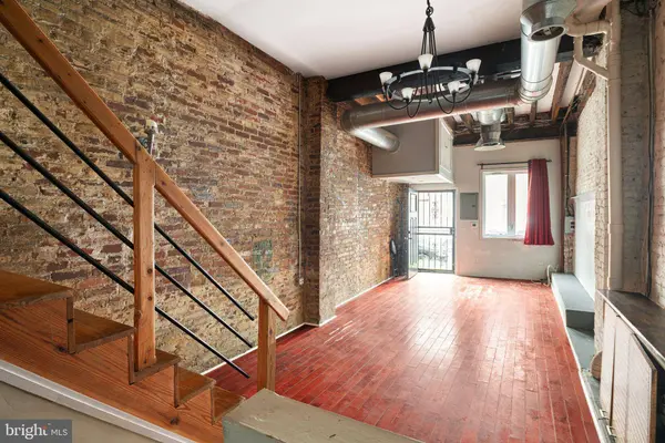 1127 S 7TH ST, Philadelphia, PA 19147