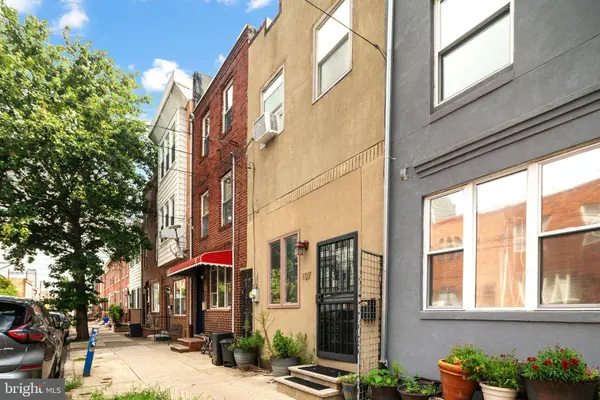 1127 S 7TH ST, Philadelphia, PA 19147