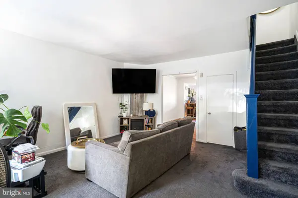 1144 ATWOOD RD, Philadelphia, PA 19151