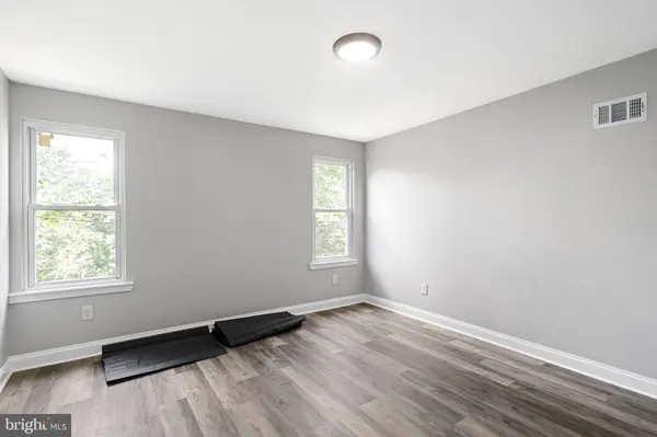 3845 FOLSOM ST, Philadelphia, PA 19104