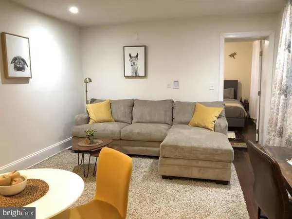 2033 SPRUCE ST #1, Philadelphia, PA 19103