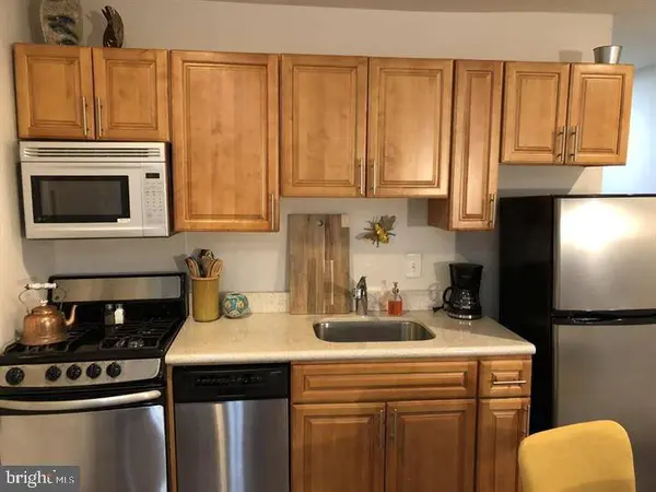 2033 SPRUCE ST #1, Philadelphia, PA 19103