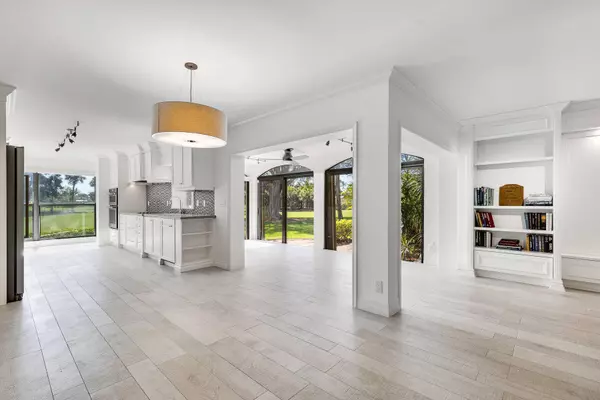 16648 N Traders XING 106, Jupiter, FL 33477