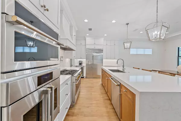 13498 Artisan CIR, Palm Beach Gardens, FL 33418