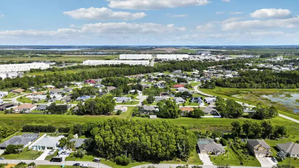 5488 NW Boydga AVE, Port Saint Lucie, FL 34986