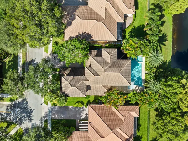 182 Via Veracruz, Jupiter, FL 33458