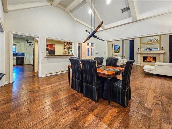 2309 Castle Rock Road, Arlington, TX 76006