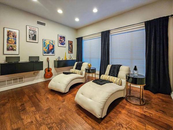 2309 Castle Rock Road, Arlington, TX 76006