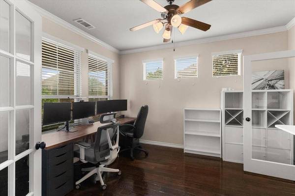 9401 Shoveler Trail, Fort Worth, TX 76118