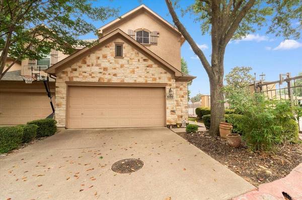 600 Rosemead Drive, Euless, TX 76039