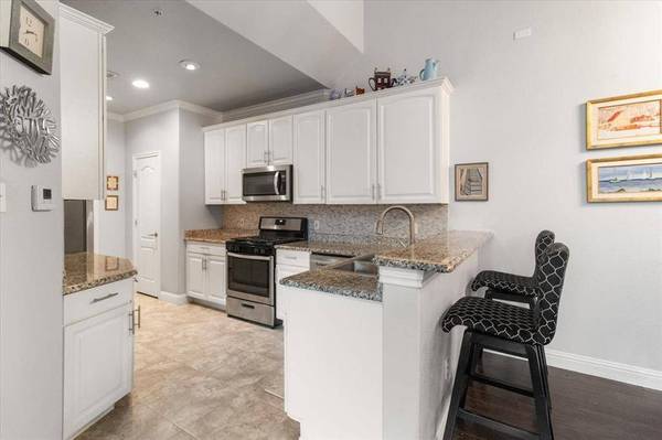 600 Rosemead Drive, Euless, TX 76039