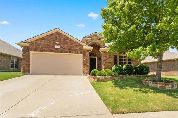 1407 Deer Hollow Drive, Arlington, TX 76002